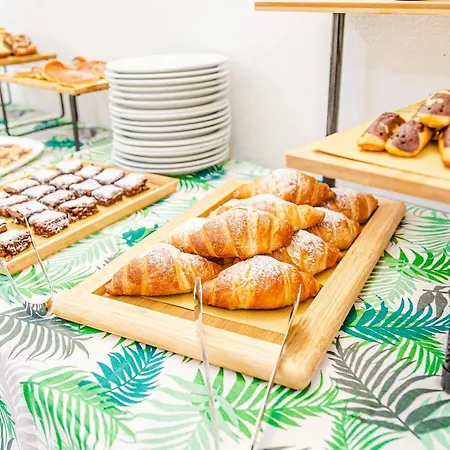 Hotel Rio Beach&breakfast 2*