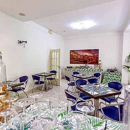 Rio & Breakfast Hotel 2*